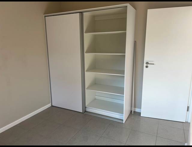 2 BEDROOM APARTMENT TO LET IN WATERFALL